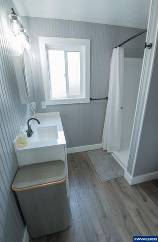 343 SE Hankel St, Dallas, OR 97338