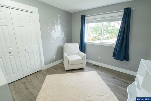 343 SE Hankel St, Dallas, OR 97338