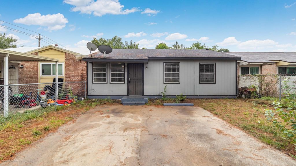7888 Gallahad Street, Houston, TX 77078