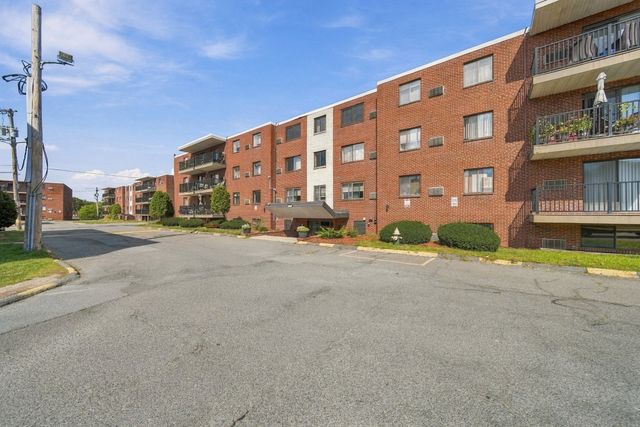 900 Governors Dr 37, Winthrop, MA 02152