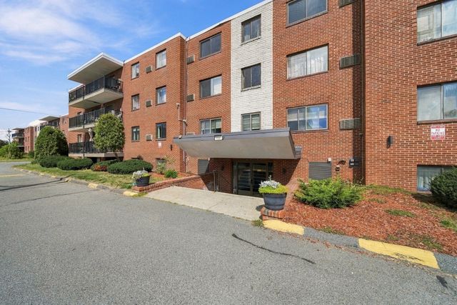 900 Governors Dr 37, Winthrop, MA 02152