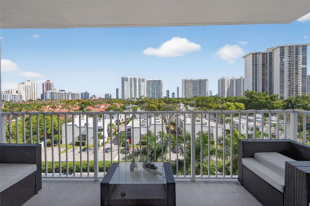 2851 NE 183rd St 605E, Aventura, FL 33160