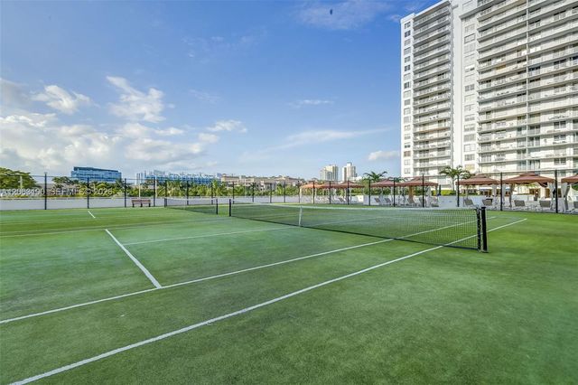 2851 NE 183rd St 605E, Aventura, FL 33160