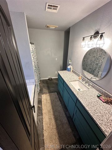 10803 E 112th Street North, Owasso, OK 74055