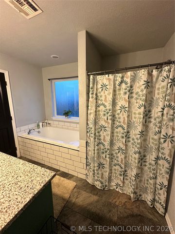 10803 E 112th Street North, Owasso, OK 74055