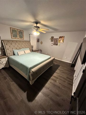 10803 E 112th Street North, Owasso, OK 74055