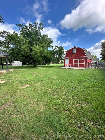 10803 E 112th Street North, Owasso, OK 74055