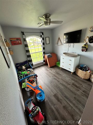 10803 E 112th Street North, Owasso, OK 74055