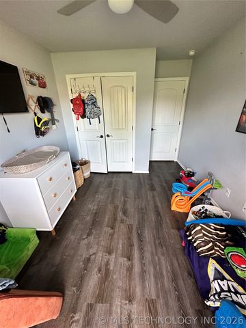 10803 E 112th Street North, Owasso, OK 74055