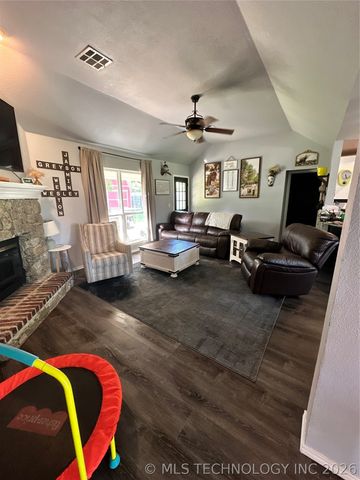 10803 E 112th Street North, Owasso, OK 74055