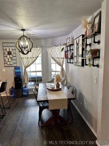 10803 E 112th Street North, Owasso, OK 74055