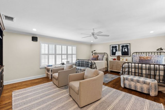 106 Sleepy Elm, San Antonio, TX 78209