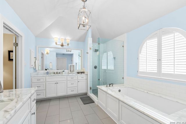 106 Sleepy Elm, San Antonio, TX 78209