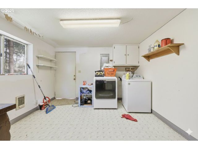 31287 NEW KIRK Rd, Scappoose, OR 97056