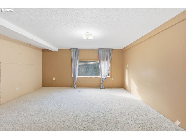 31287 NEW KIRK Rd, Scappoose, OR 97056