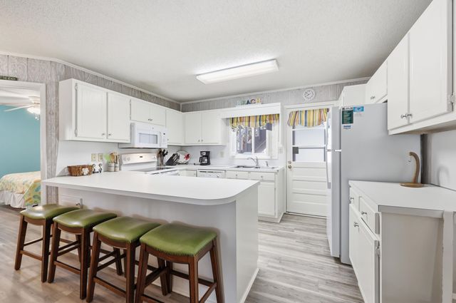 208 4th Ave. N, North Myrtle Beach, SC 29582
