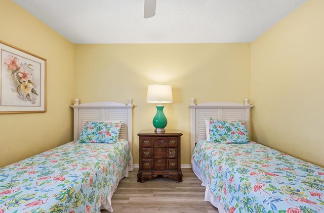 208 4th Ave. N, North Myrtle Beach, SC 29582