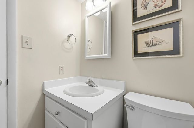 208 4th Ave. N, North Myrtle Beach, SC 29582