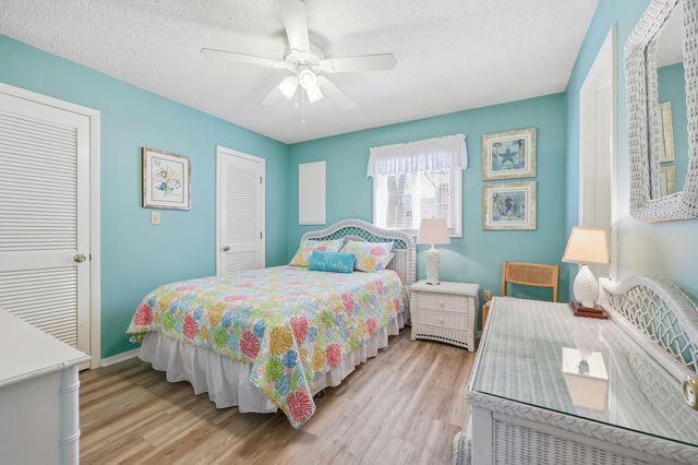 208 4th Ave. N, North Myrtle Beach, SC 29582