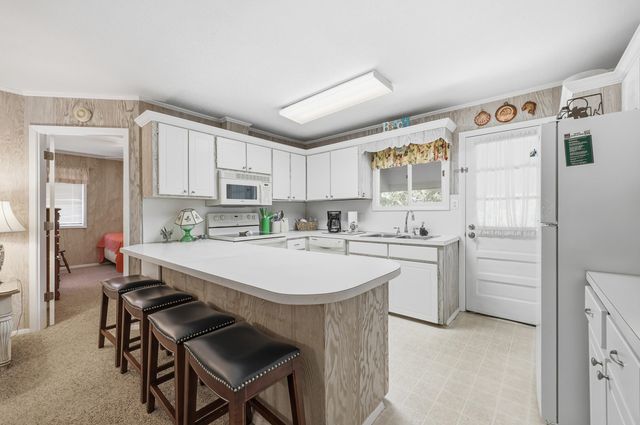 208 4th Ave. N, North Myrtle Beach, SC 29582