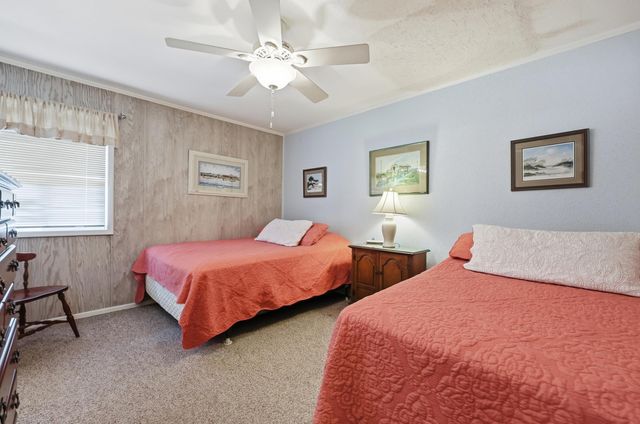 208 4th Ave. N, North Myrtle Beach, SC 29582