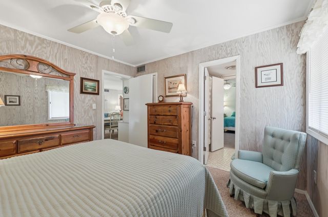 208 4th Ave. N, North Myrtle Beach, SC 29582