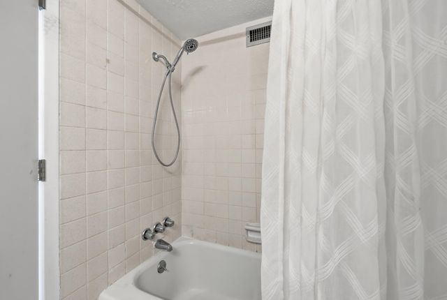 208 4th Ave. N, North Myrtle Beach, SC 29582