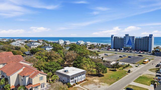 208 4th Ave. N, North Myrtle Beach, SC 29582