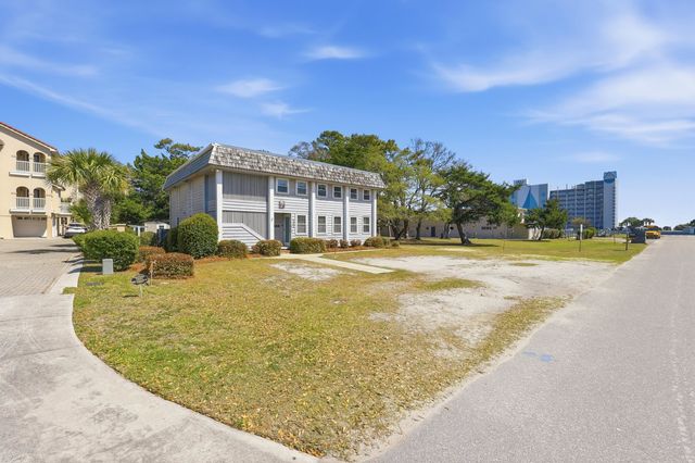 208 4th Ave. N, North Myrtle Beach, SC 29582
