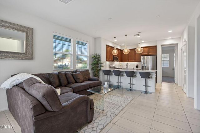 5075 Manzano Street, Camarillo, CA 93012