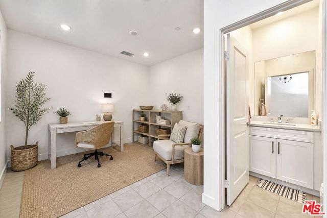 11737 Florence Avenue 6, Santa Fe Springs, CA 90670
