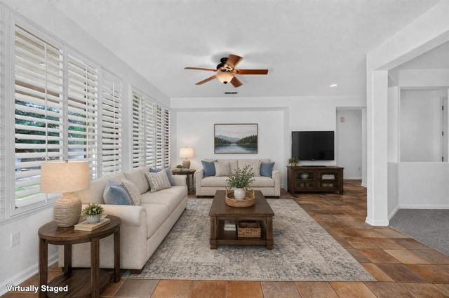 2621 Woodacre Ln, Lincoln, CA 95648