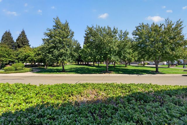 2621 Woodacre Ln, Lincoln, CA 95648