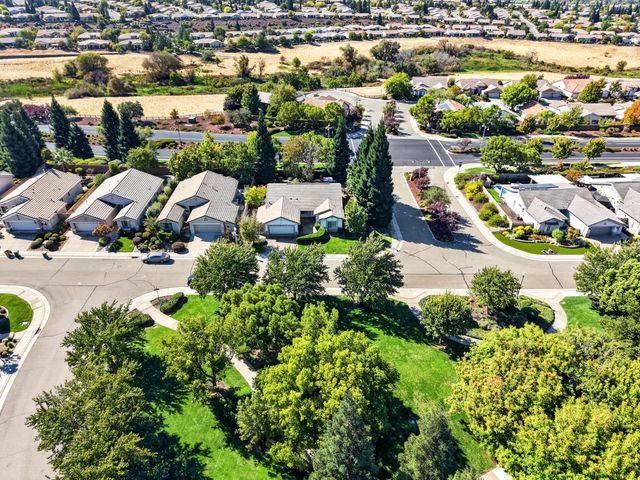 2621 Woodacre Ln, Lincoln, CA 95648