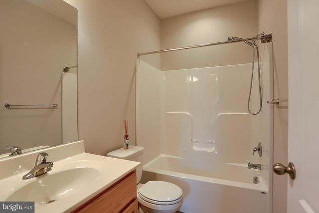 15621 CAMDEN DRIVE N, Greencastle, PA 17225