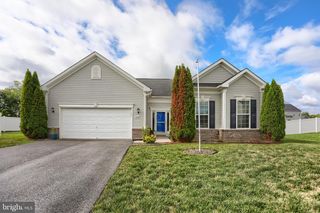 15621 CAMDEN DRIVE N, Greencastle, PA 17225