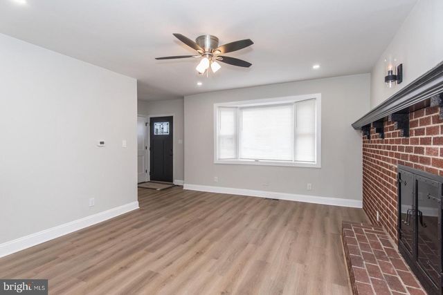 17 KENDALL BLVD, Oaklyn, NJ 08107