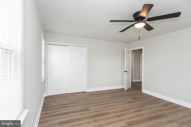 17 KENDALL BLVD, Oaklyn, NJ 08107