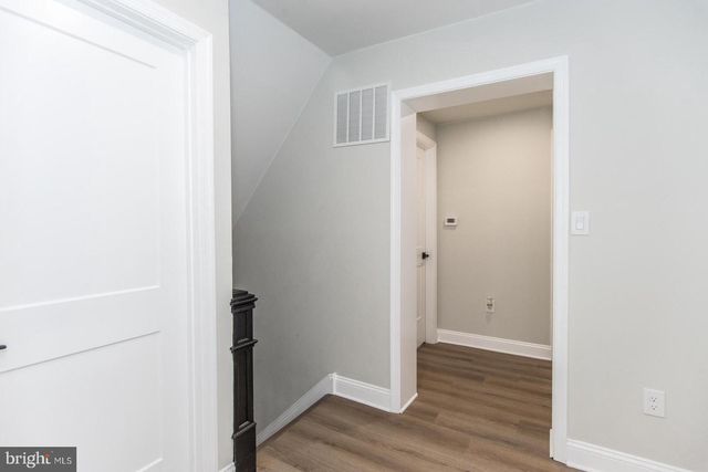 17 KENDALL BLVD, Oaklyn, NJ 08107