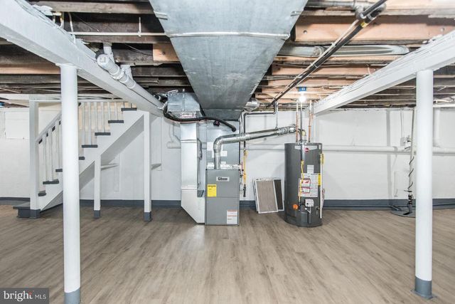 17 KENDALL BLVD, Oaklyn, NJ 08107