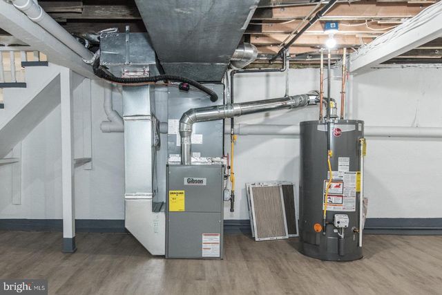 17 KENDALL BLVD, Oaklyn, NJ 08107