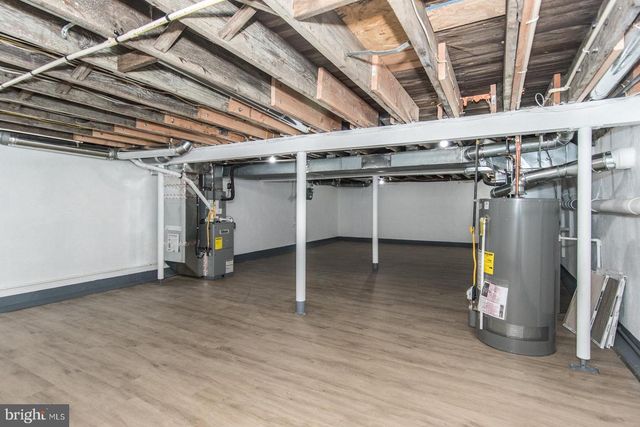 17 KENDALL BLVD, Oaklyn, NJ 08107