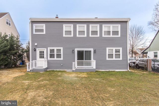 17 KENDALL BLVD, Oaklyn, NJ 08107