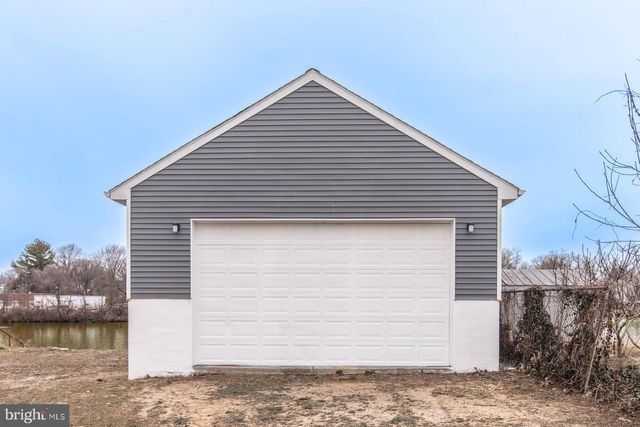 17 KENDALL BLVD, Oaklyn, NJ 08107