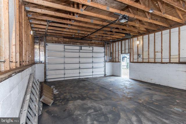 17 KENDALL BLVD, Oaklyn, NJ 08107