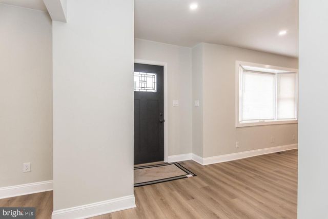 17 KENDALL BLVD, Oaklyn, NJ 08107