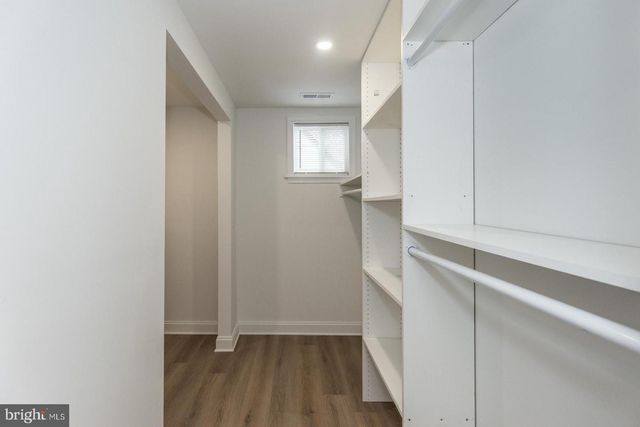 17 KENDALL BLVD, Oaklyn, NJ 08107