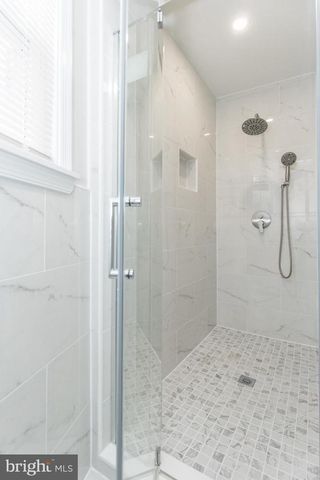 17 KENDALL BLVD, Oaklyn, NJ 08107