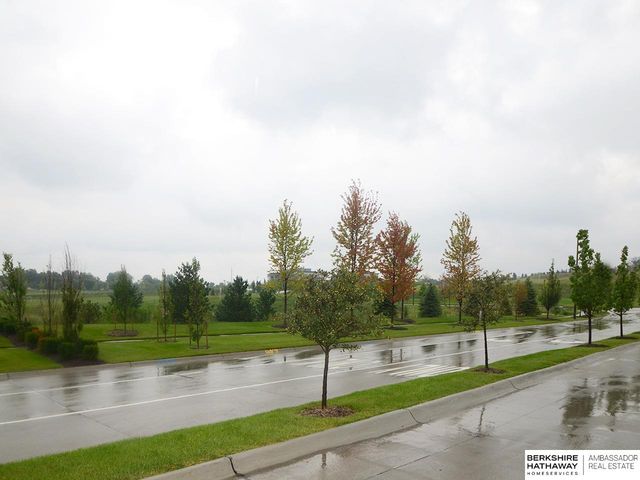 12714 Woolworth Avenue, Omaha, NE 68144