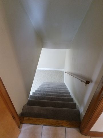 121 King Philip Rd, Worcester, MA 01606